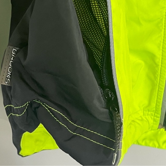 Women’s Brooks Lightweight Running Jacket Windbreaker Yellow Black Size Small - Picture 9 of 16